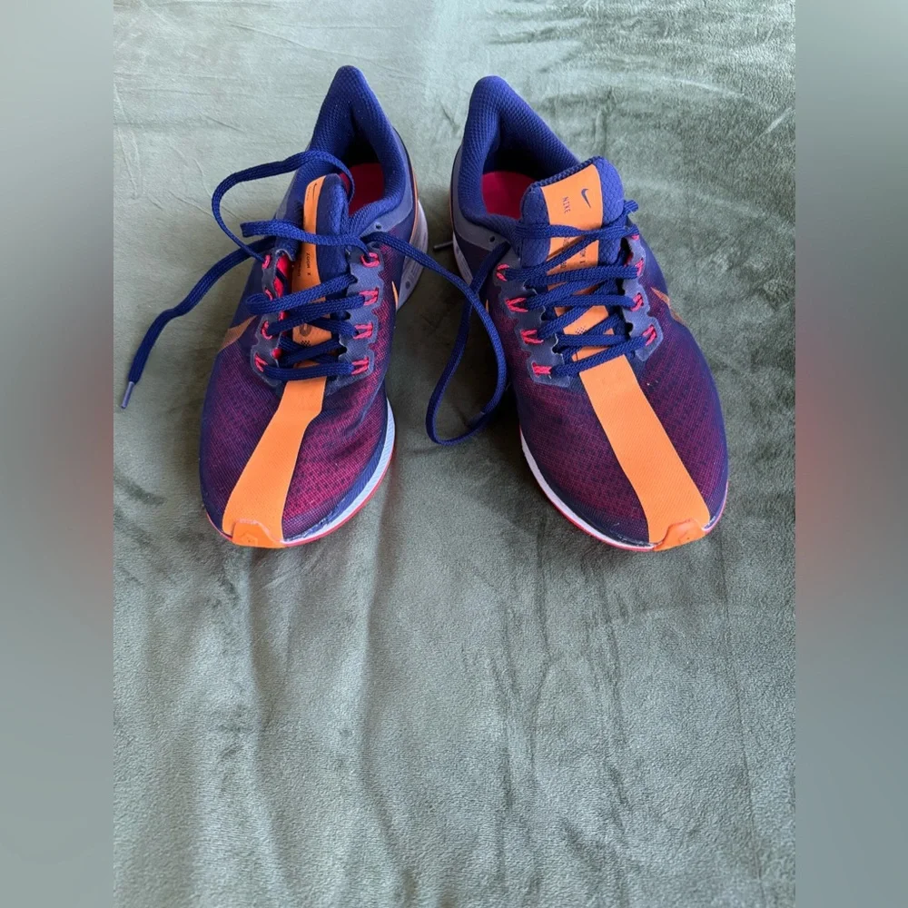 NEW Nike Zoom Pegasus 35 Turbo Womens Running Shoe, Size 8.5, Gentle used - Picture 3 of 9